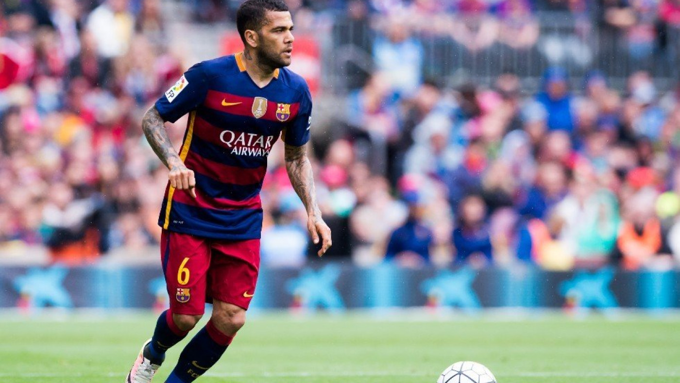 Τι και αν είναι 38; Ζητά να επιστρέψει στη Μπαρτσελόνα ο Ντάνι Άλβες!