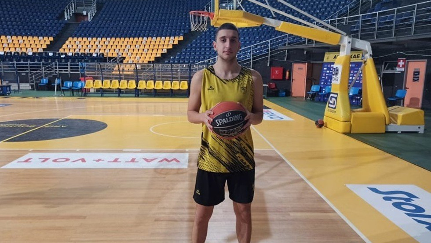 Στα «κιτρινόμαυρα» με επαγγελματικό συμβόλαιο ο Φρύδας!