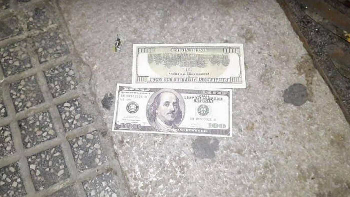 Σκόρπισαν «χαρτονομίσματα» των 100 δολαρίων στο κέντρο των Σερρών