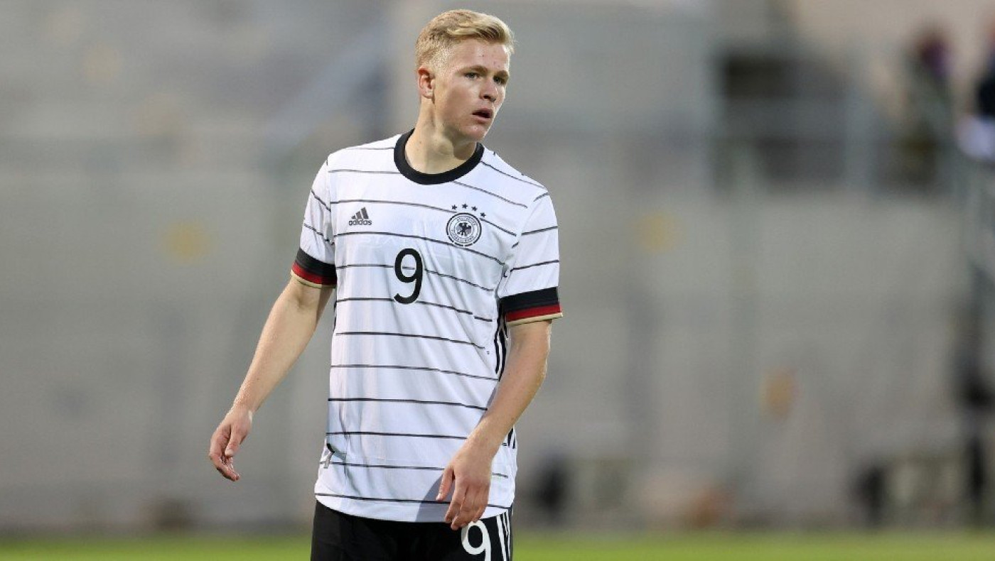 Γιόναταν Μπούρκαρντ: Το γερμανικό κόσμημα στην καταιγίδα