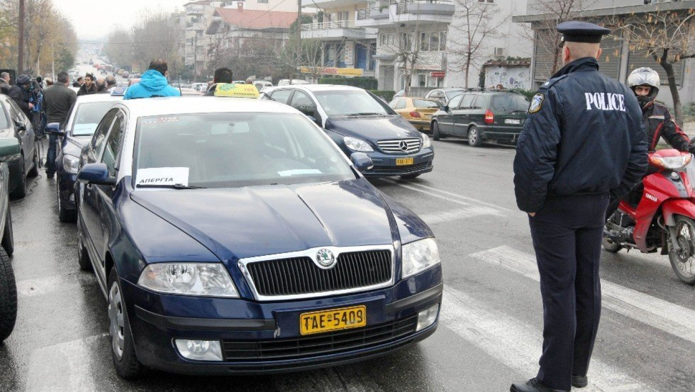 Ταξί: Κατεβάζουν χειρόφρενα για δύο ημέρες-Τι διεκδικούν