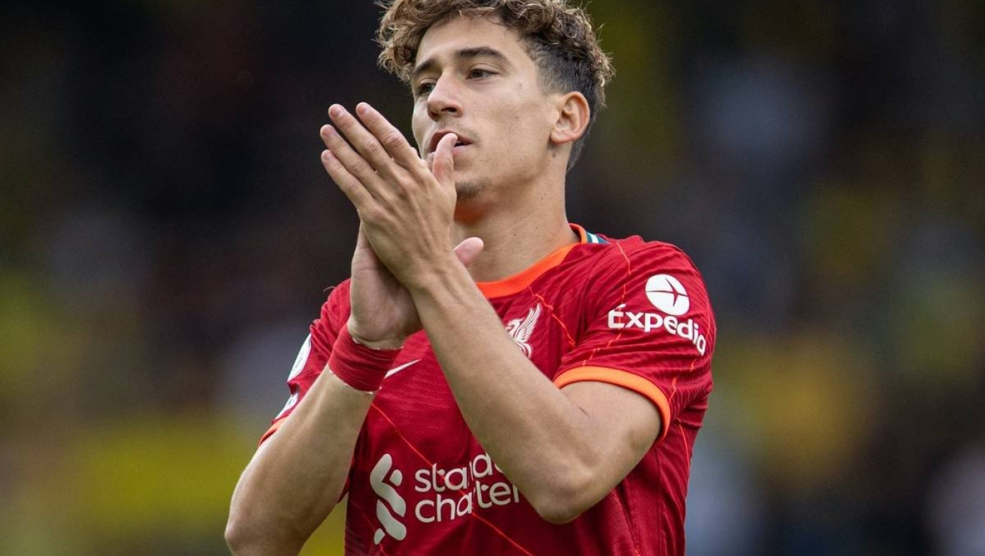 Οι φίλοι της Λίβερπουλ αποθεώνουν τον Τσιμίκα και απαιτούν να είναι βασικός!