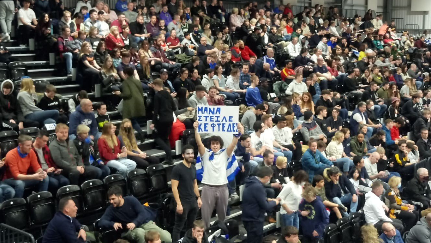 Μάνα στείλε κεφτέδες!