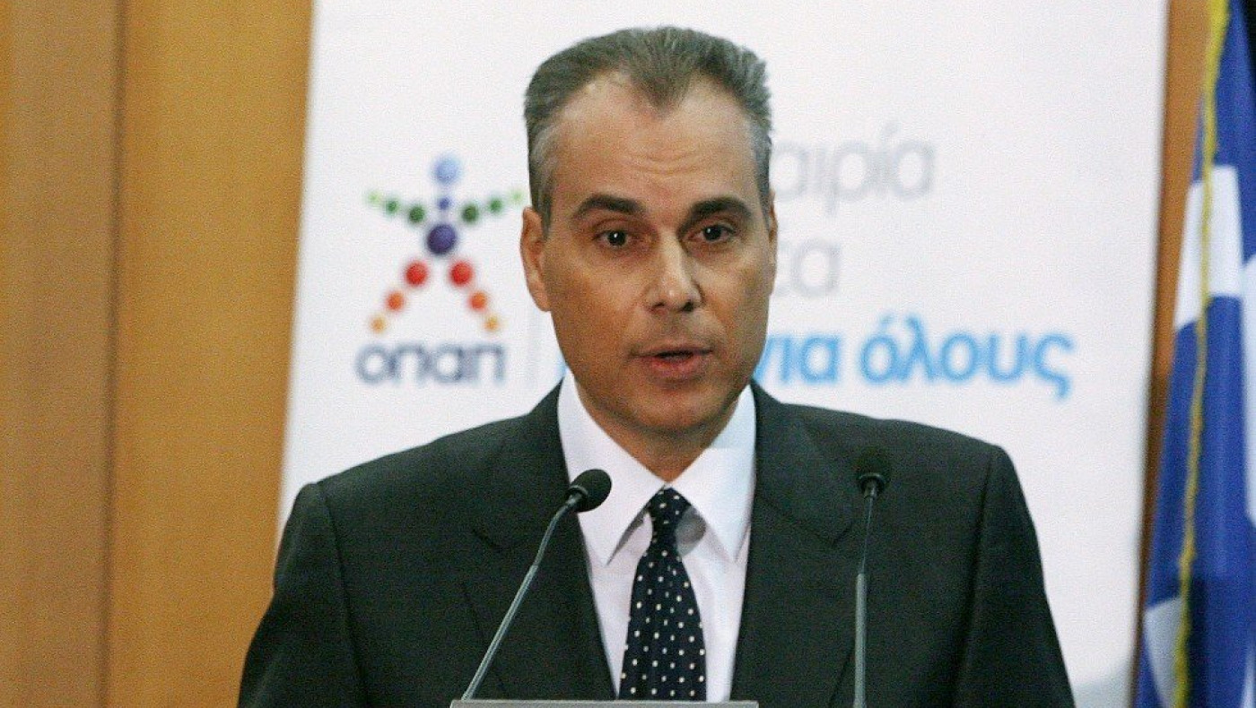 Νοσηλεύεται στο νοσοκομείο με πνευμονία ο Νίκος Στραβελάκης!