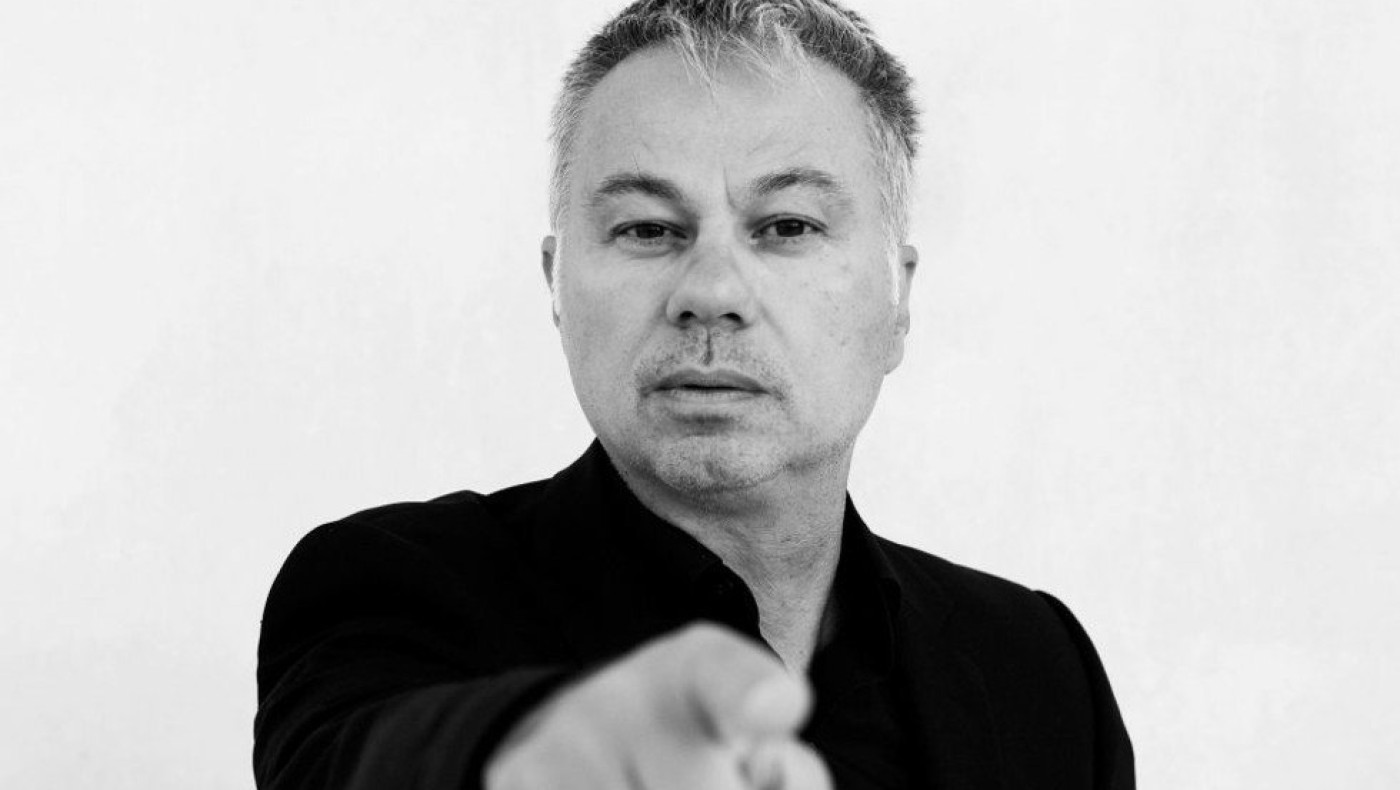 Ζαραλίκος για το ντου στην παράστασή του λόγω... Μαρινάκη: «Οι δύο ήταν σίγουρα μπράβοι»