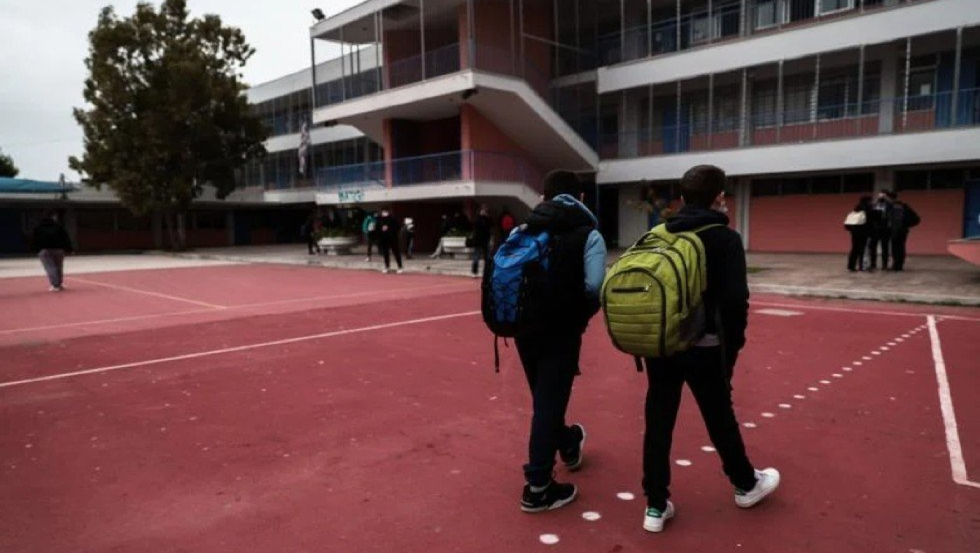 Μαχαίρωμα στο 2ο ΓΕΛ Ωραιοκάστρου: Στην αυλή του σχολείου το περιστατικό