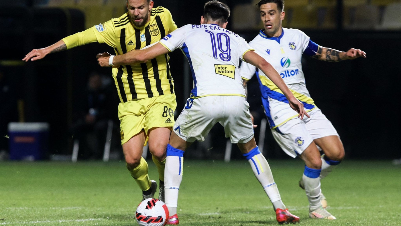 Μουνάφο: «Θέλουμε κάτι καλύτερο, να δυναμώσουμε την έδρα μας»