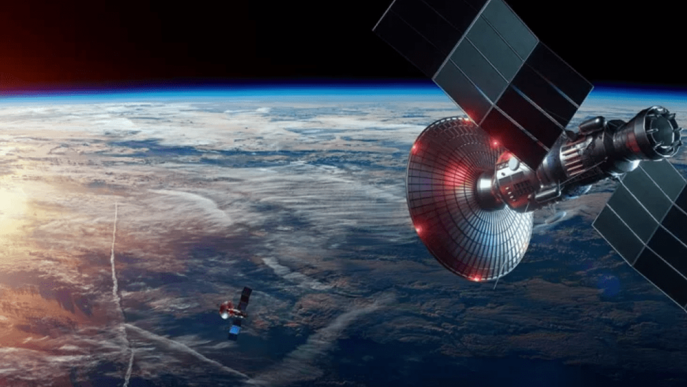 «Το εμβληματικό έργο των εθνικών δορυφόρων περνά σε φάση υλοποίησης»