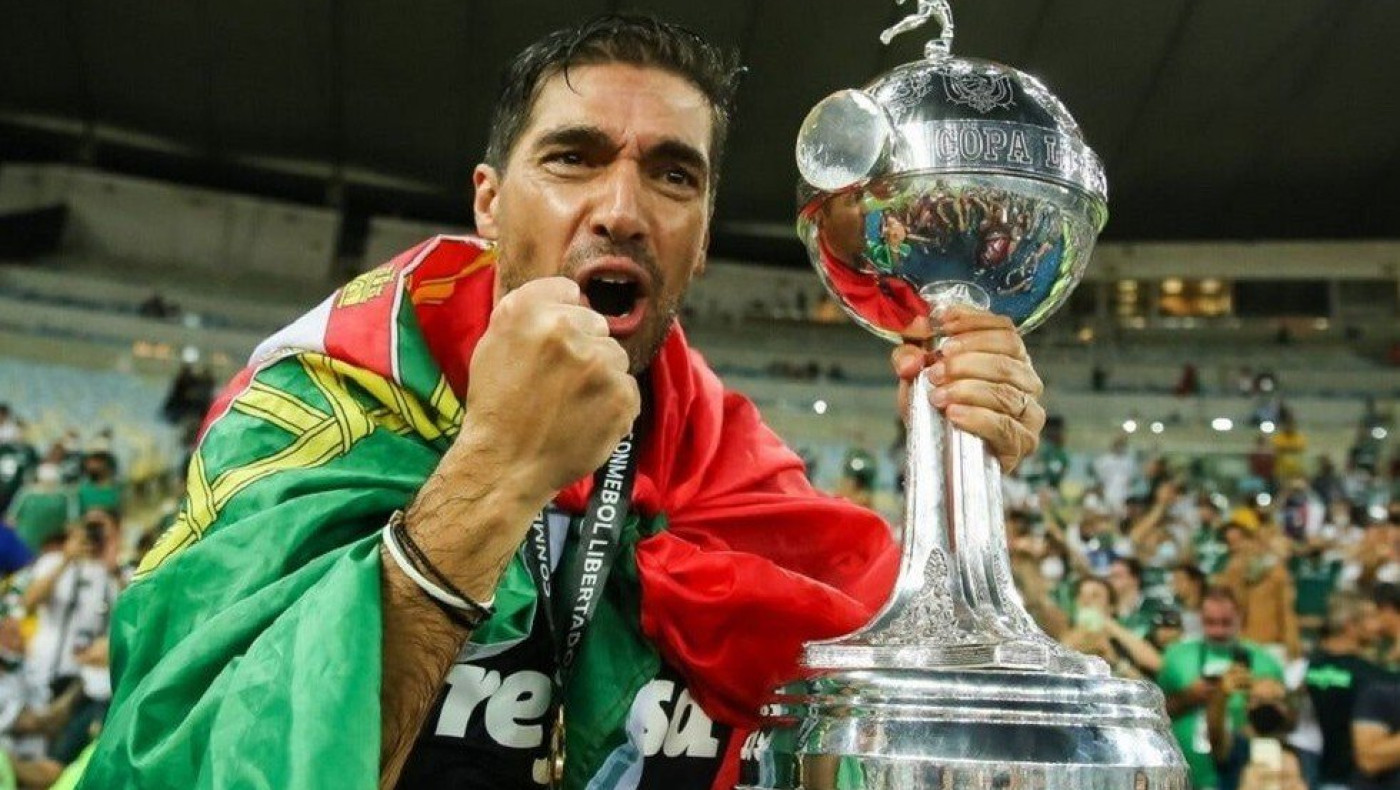 Γέμισε με χρήμα τα ταμεία της Παλμέιρας ο Αμπέλ Φερέιρα