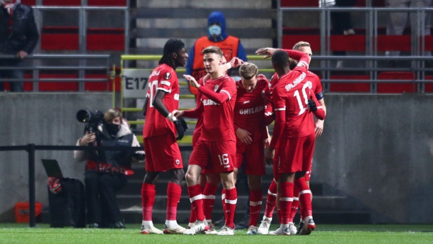 Με το αριστερό στο Βέλγιο ο Ολυμπιακός - Προβάδισμα για την Αντβέρπ