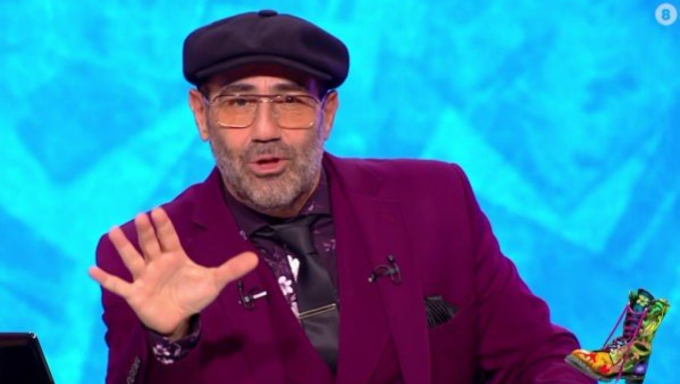 Ράδιο Αρβύλα: Με τραγιάσκα και μωβ κοστούμι ο Κανάκης!