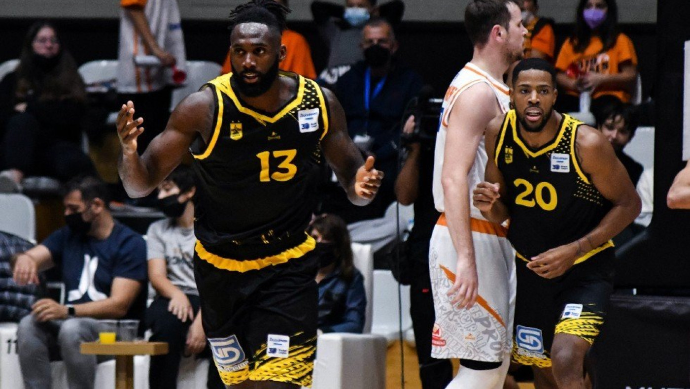 Άρης: Παρέμεινε ο Λόκετ, παρελθόν ο Κλόμπουτσαρ