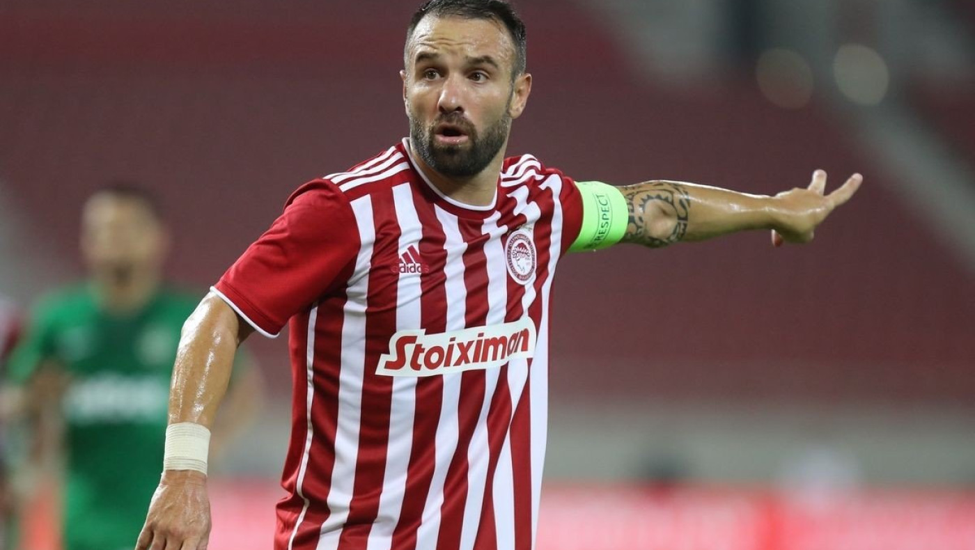 Με Εμβιλά και Βαλμπουενά η πρώτη ενδεκάδα του Ανιγκό στον Ολυμπιακό