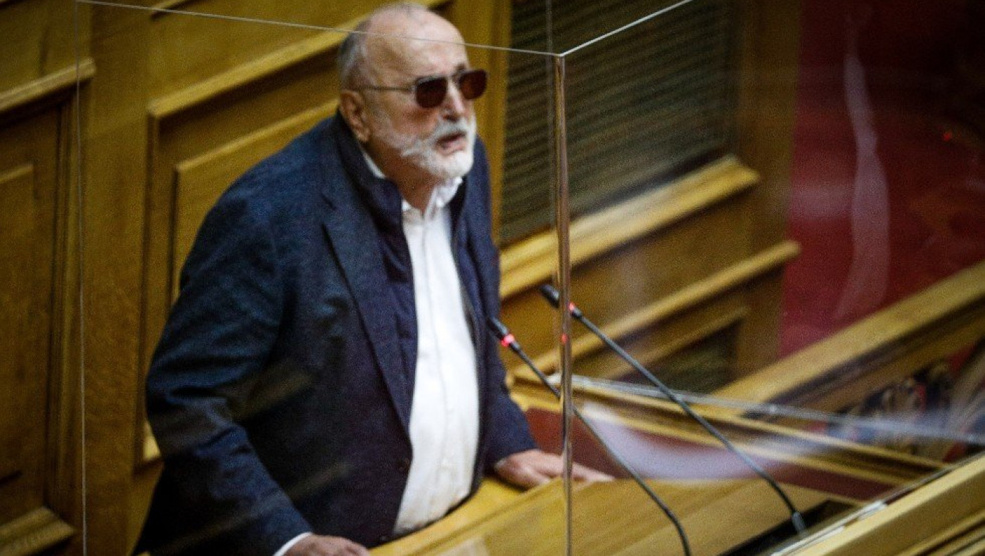 Ο ΣΥΡΙΖΑ τον διέγραψε, αλλά επιμένει: «Πνίγηκαν άνθρωποι από την κακή ροή του οξυγόνου»