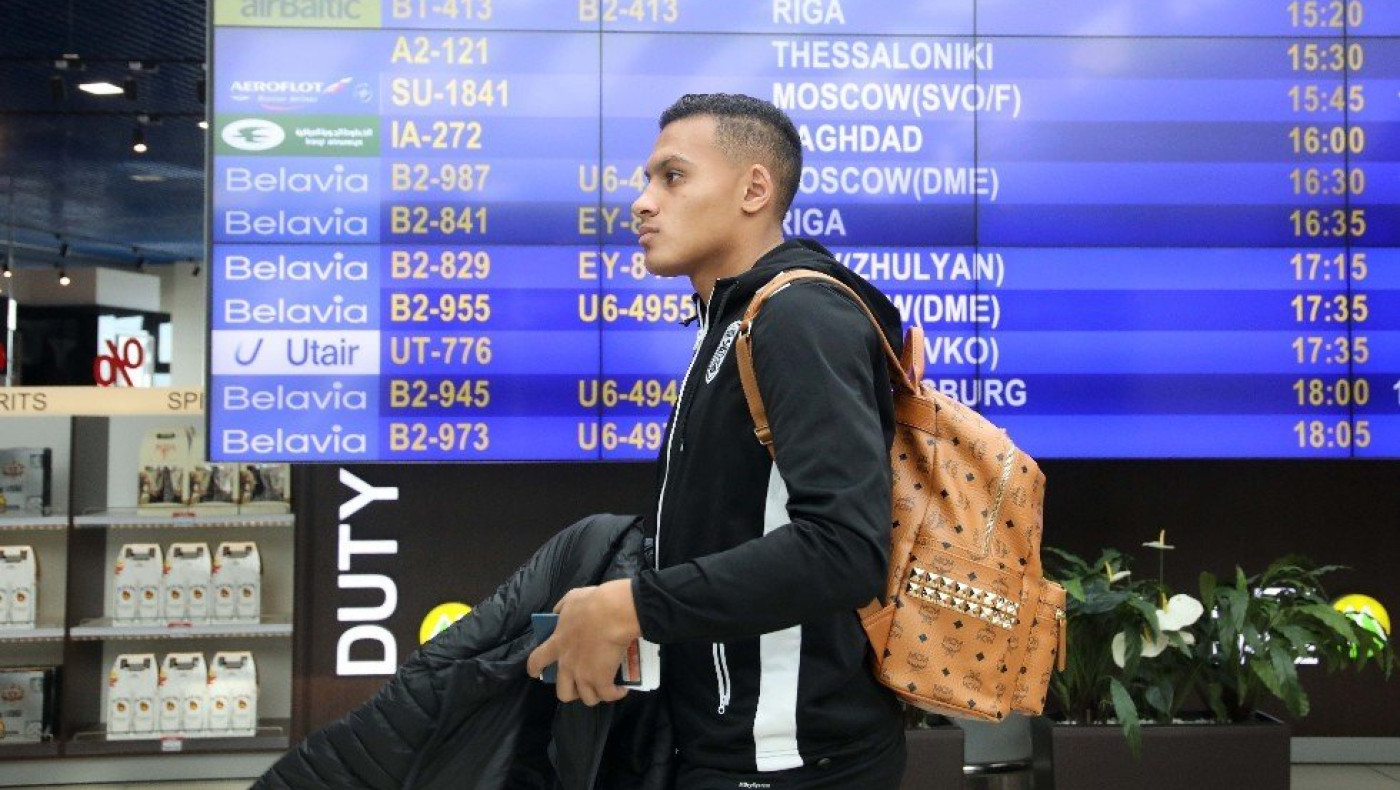 «Πετάει» για Θεσσαλονίκη ο Ζαμπά! Η ειδική πρόσκληση για την κοπέλα και την οικογένειά του