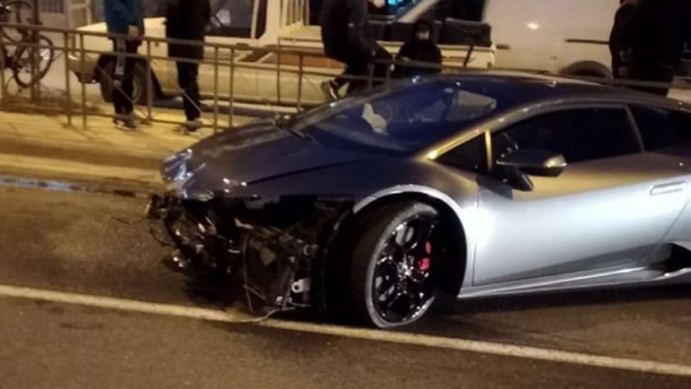 Λάρισα: Το πανάκριβο τροχαίο ατύχημα με Λαμποργκίνι