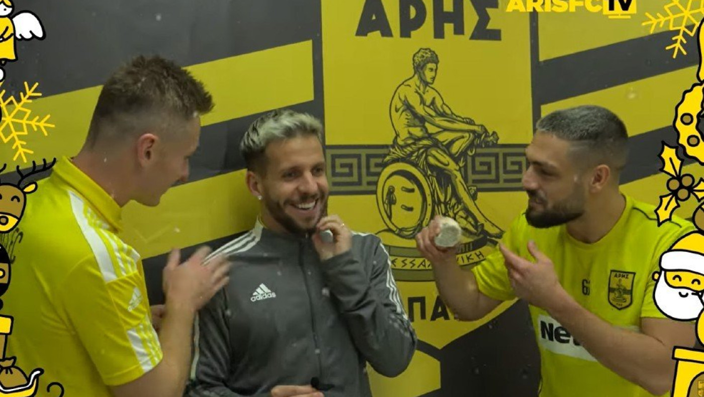 Μάχη... κουραμπιέ - μελομακάρονου στον Άρη! Ο νικητής μέσα από ένα απολαυστικό βίντεο