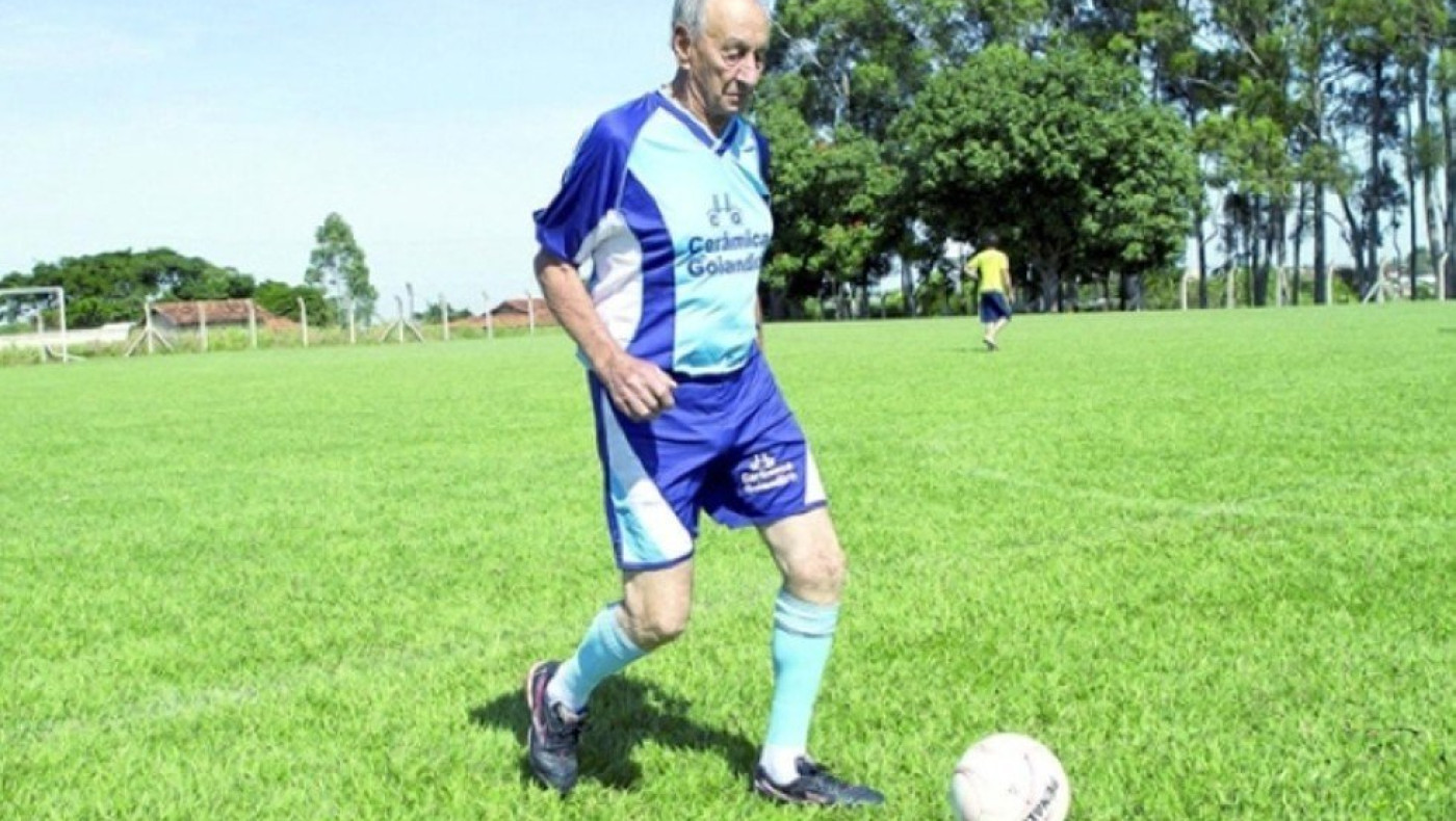 Γηραιότερος ποδοσφαιριστής ετών... 90!