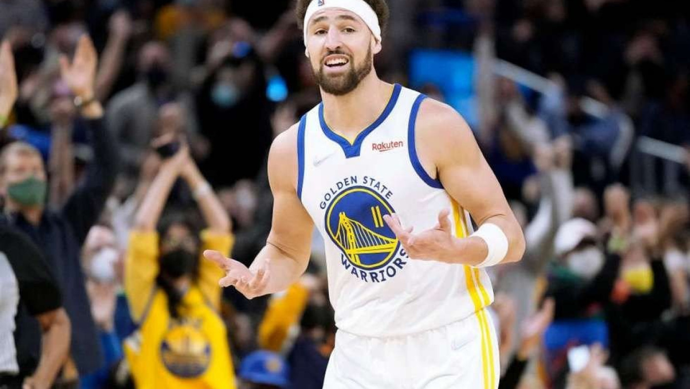 Συγκλονιστικός Κλέι Τόμπσον - Χάρισε το δαχτυλίδι του πρωταθλητή NBA στον γιατρό που χειρούργησε τον αχίλλειο τένοντά του