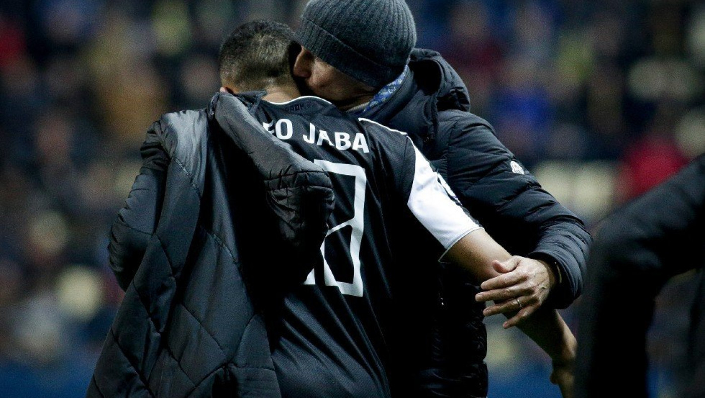 Αλλος... Ζαμπά που κάνει τον Λουτσέσκου να χαμογελά!