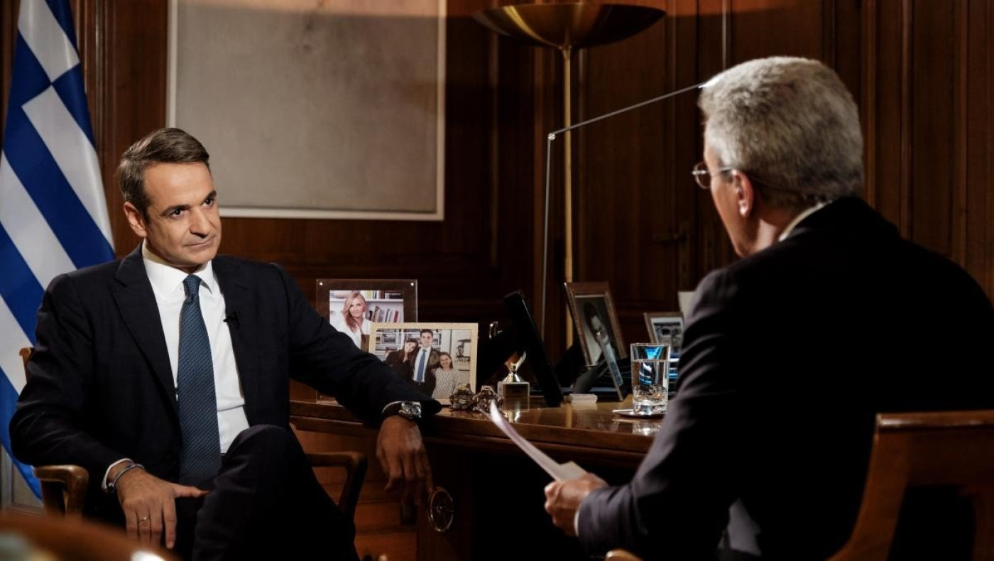 «Πόλεμος» Χατζηνικολάου-Βαξεβάνη στο twitter