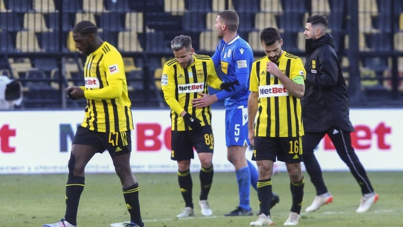 Βαριά άρρωστος ο Άρης, έκανε σύνθημα το «δεν μπορώ...»