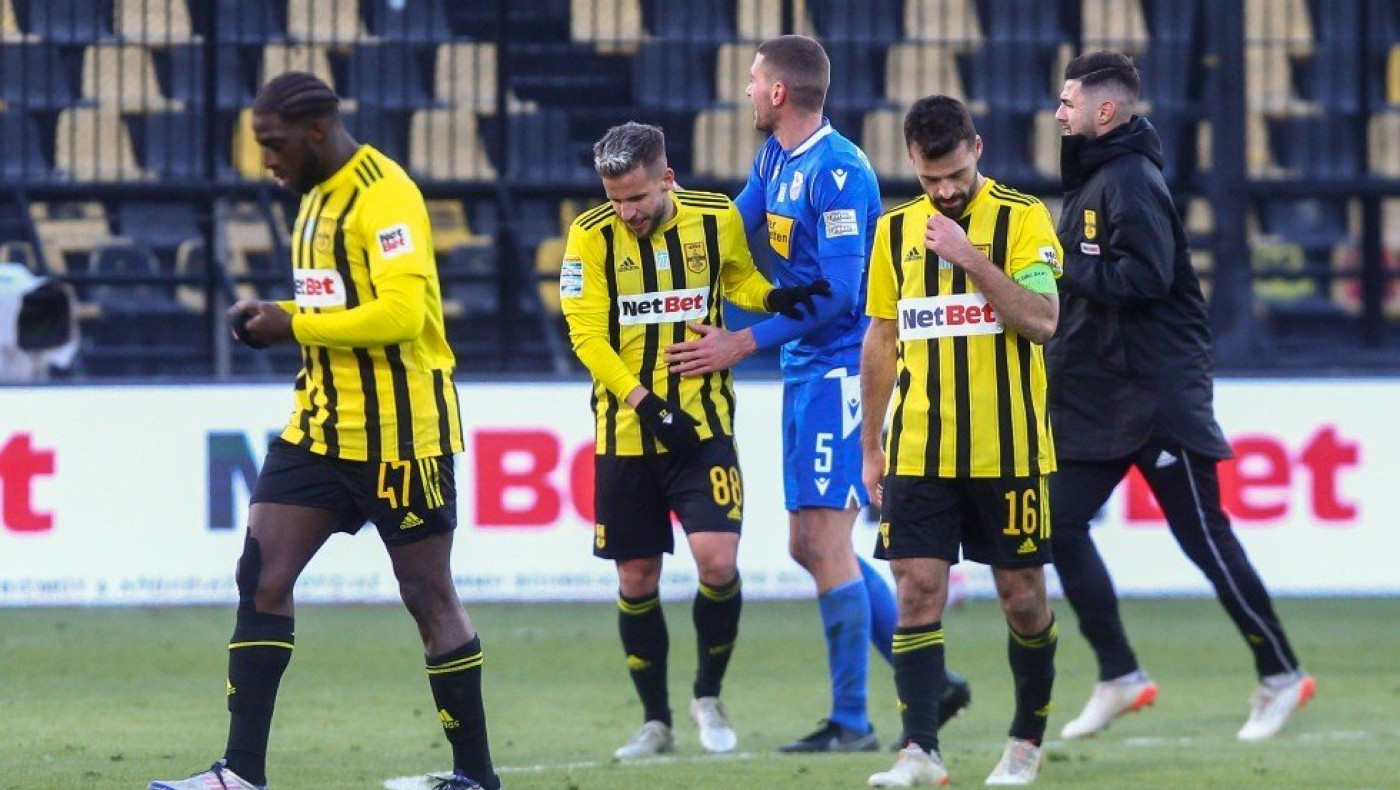 Επαψε ομάδα να θυμίζει ﻿