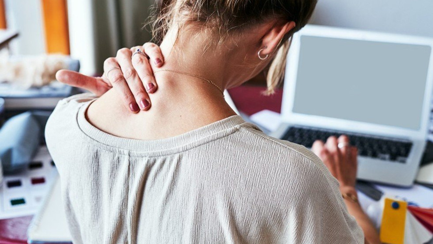 Επτά ιδανικές ασκήσεις για να ξεπιαστούν όσοι κάνουν δουλειά γραφείου