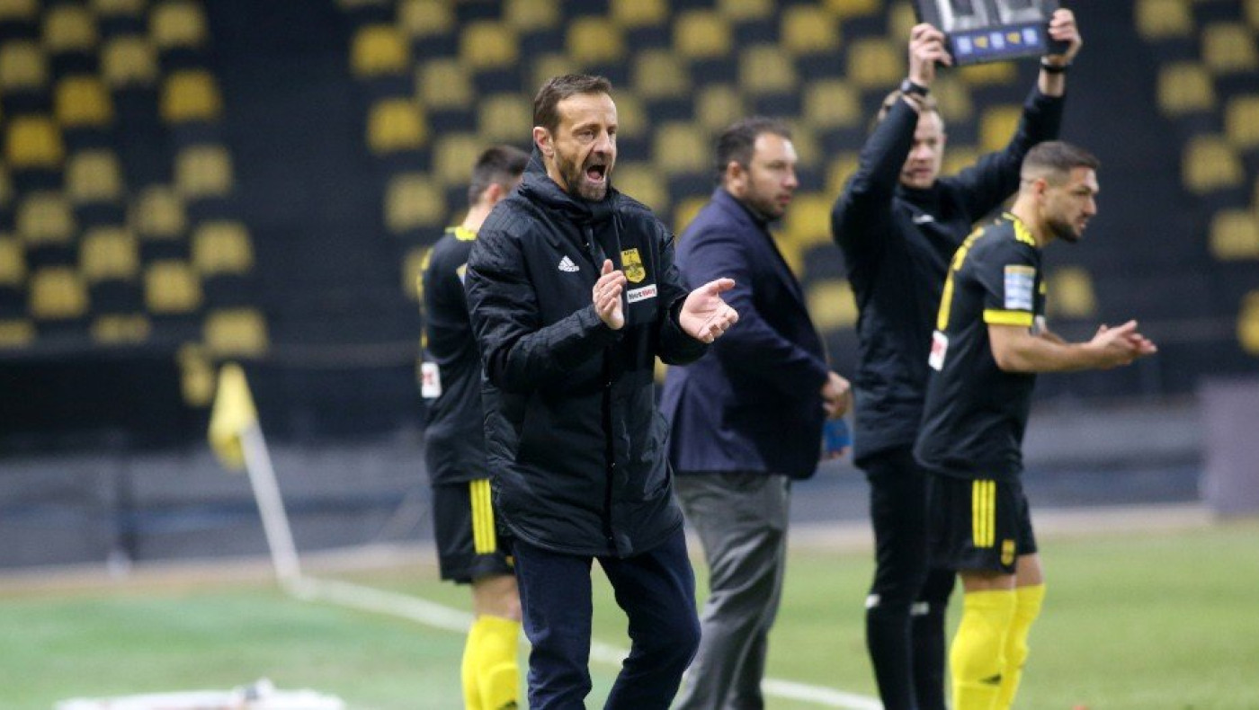 Μάντζιος: «Δεν αξίζαμε την ήττα»