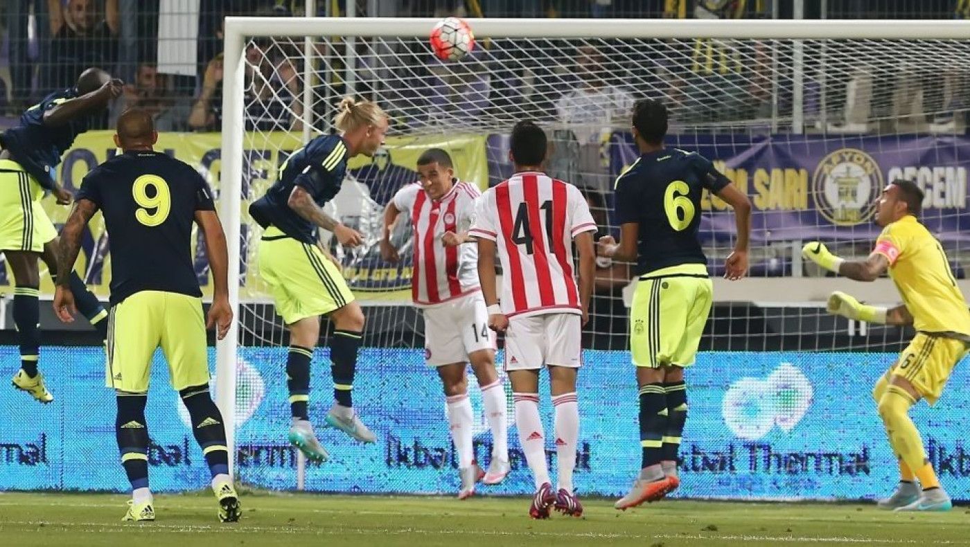 Η πρώτη εμφάνιση Τζανδάρη με τα ερυθρόλευκα (pic)