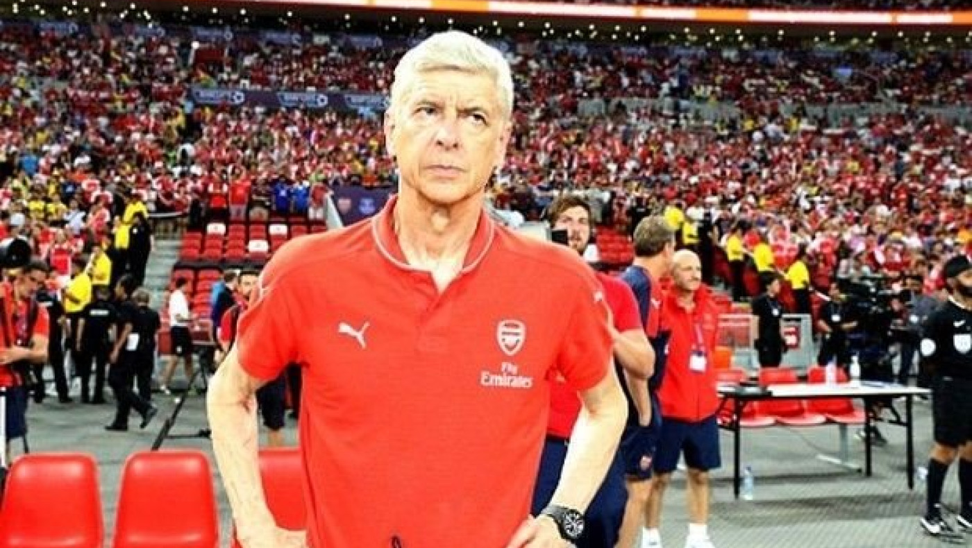 200 εκατομύρια λίρες στα πόδια του Βενγκέρ