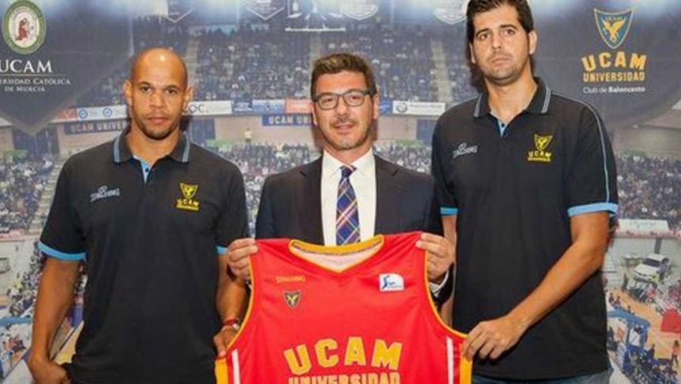 Παρουσιάστηκε ο Κατσικάρης