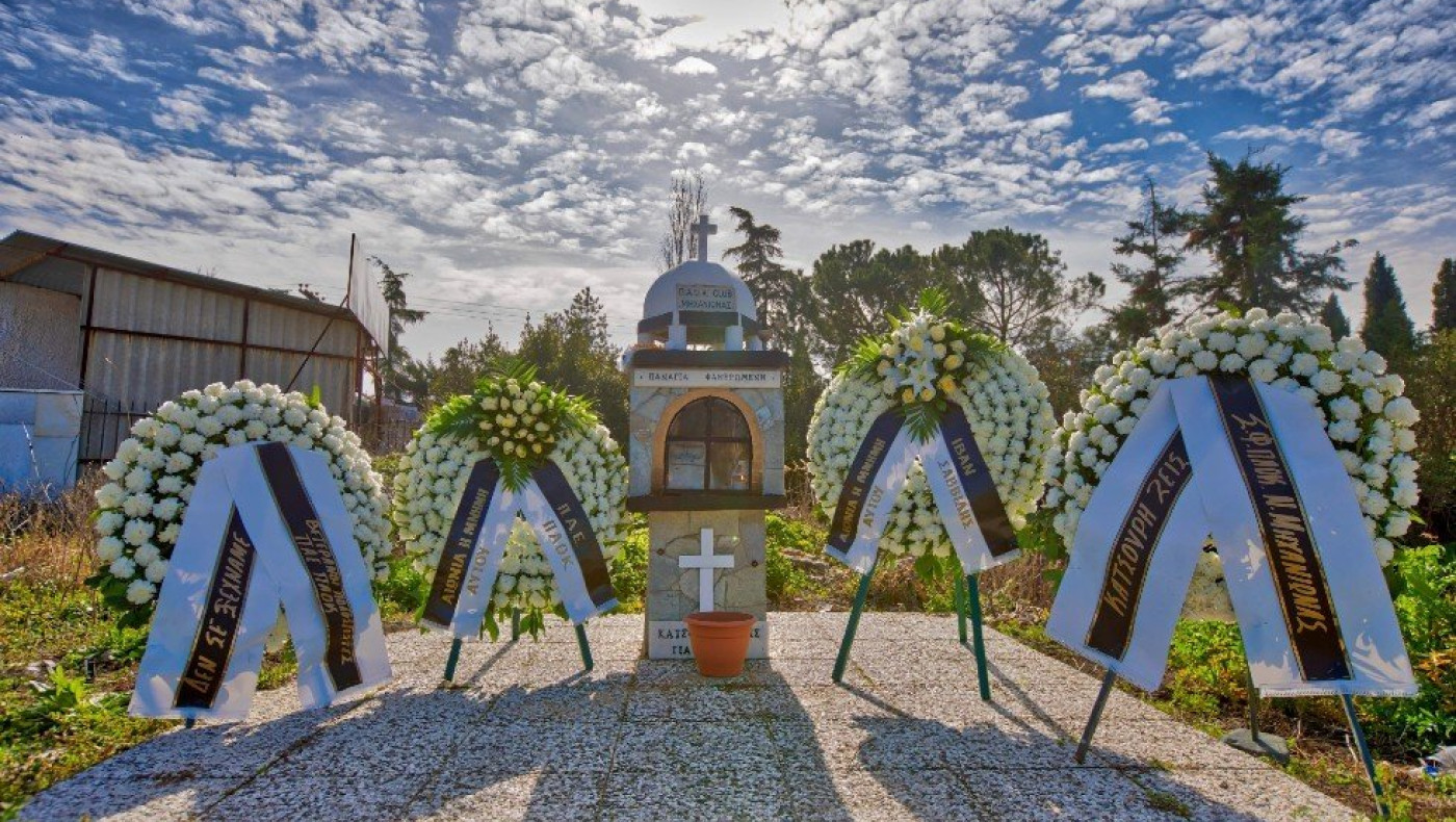 Συγκλόνισε με το κλάμα του ο πατέρας του Παναγιώτη Κατσούρη: «Γιατί να χάνονται παιδιά πάνω στο άνθος της ηλικίας τους;»