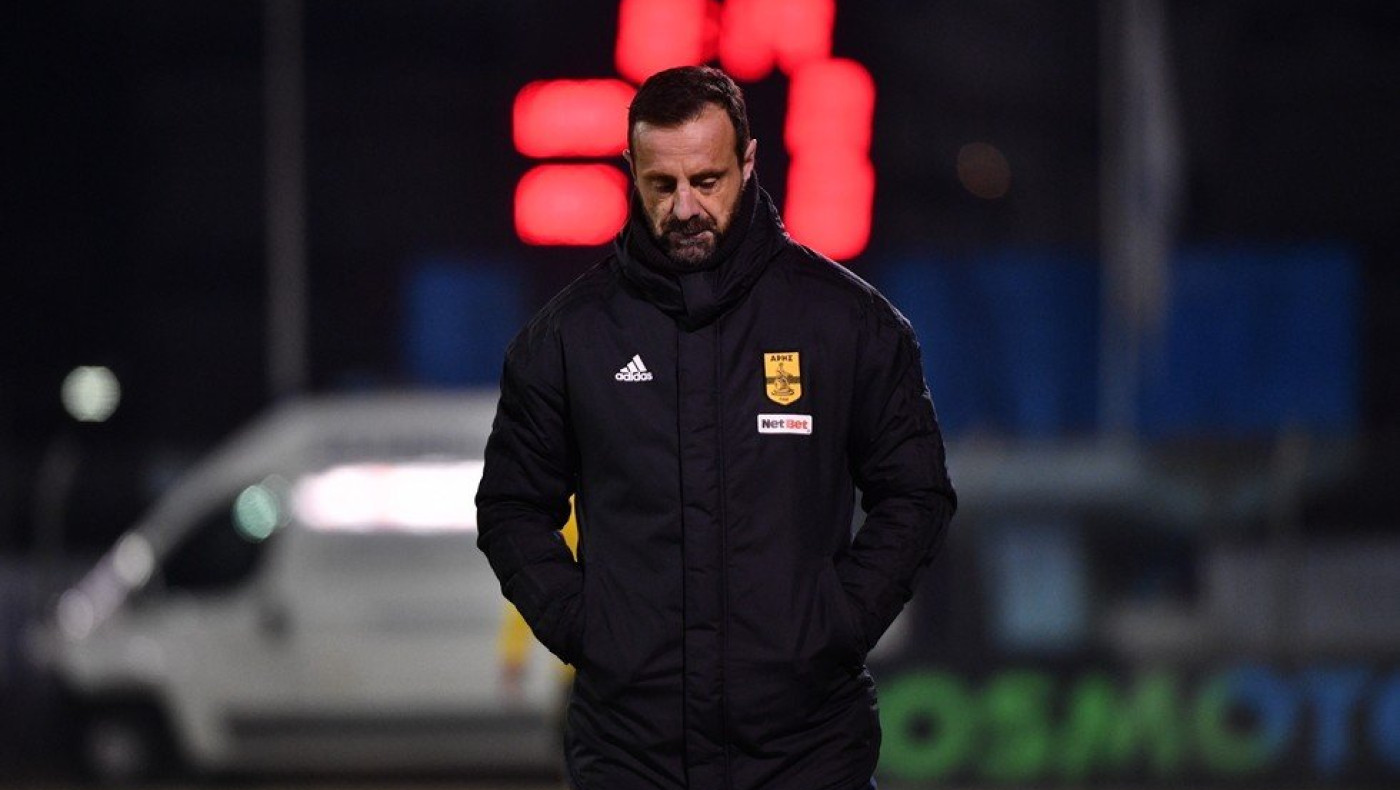 Άρης: «Ηταν απόφαση του προέδρου, σας ευχαριστώ και σας πιστεύω», είπε στα αποδυτήρια ο Μάντζιος