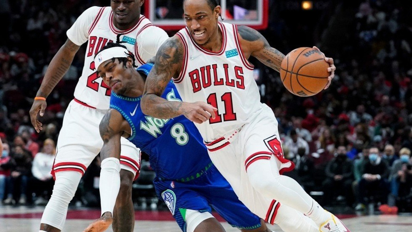 ΝΒΑ: ΝτεΡόζαν λαμπρός οδηγεί τους Μπουλς - «Τρένο» οι Σέλτικς