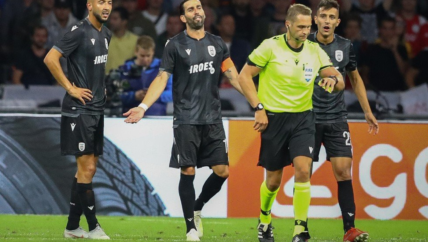 Η διαιτητική τριάδα του Άγιαξ-ΠΑΟΚ ξανά στον δρόμο του με τη Μίντιλαντ