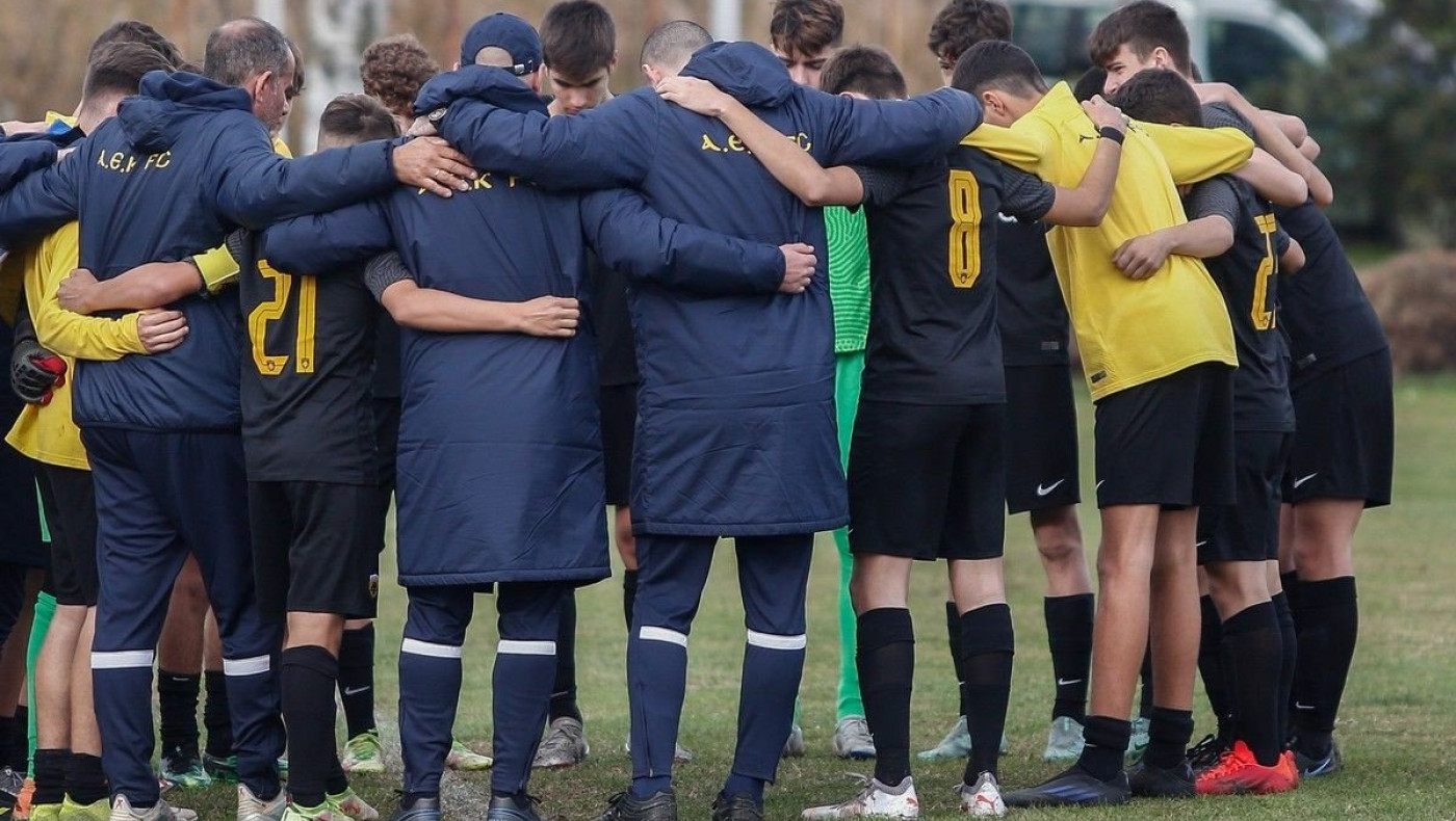 ΣΟΚ: Επίθεση με μαχαίρι σε ποδοσφαιριστή της ΑΕΚ Κ-15