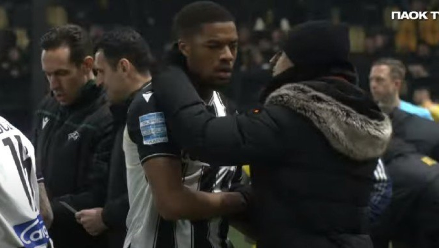 ﻿Παρακάμερα του ντέρμπι: Ο ανήσυχος Λουτσέσκου και το... φιλί στον Άκπομ