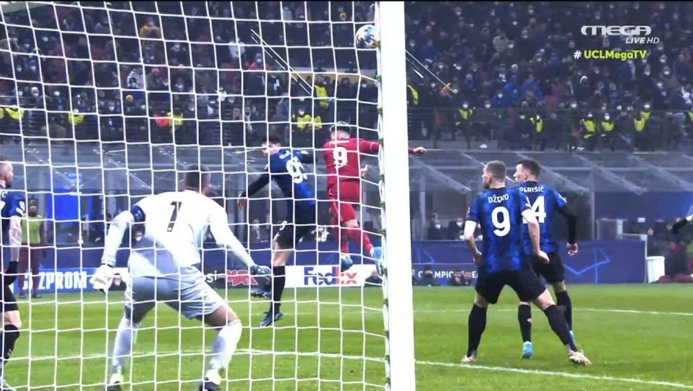 Με ωραία κεφαλιά ο Φιρμίνιο, πήρε προβάδισμα η Λίβερπουλ