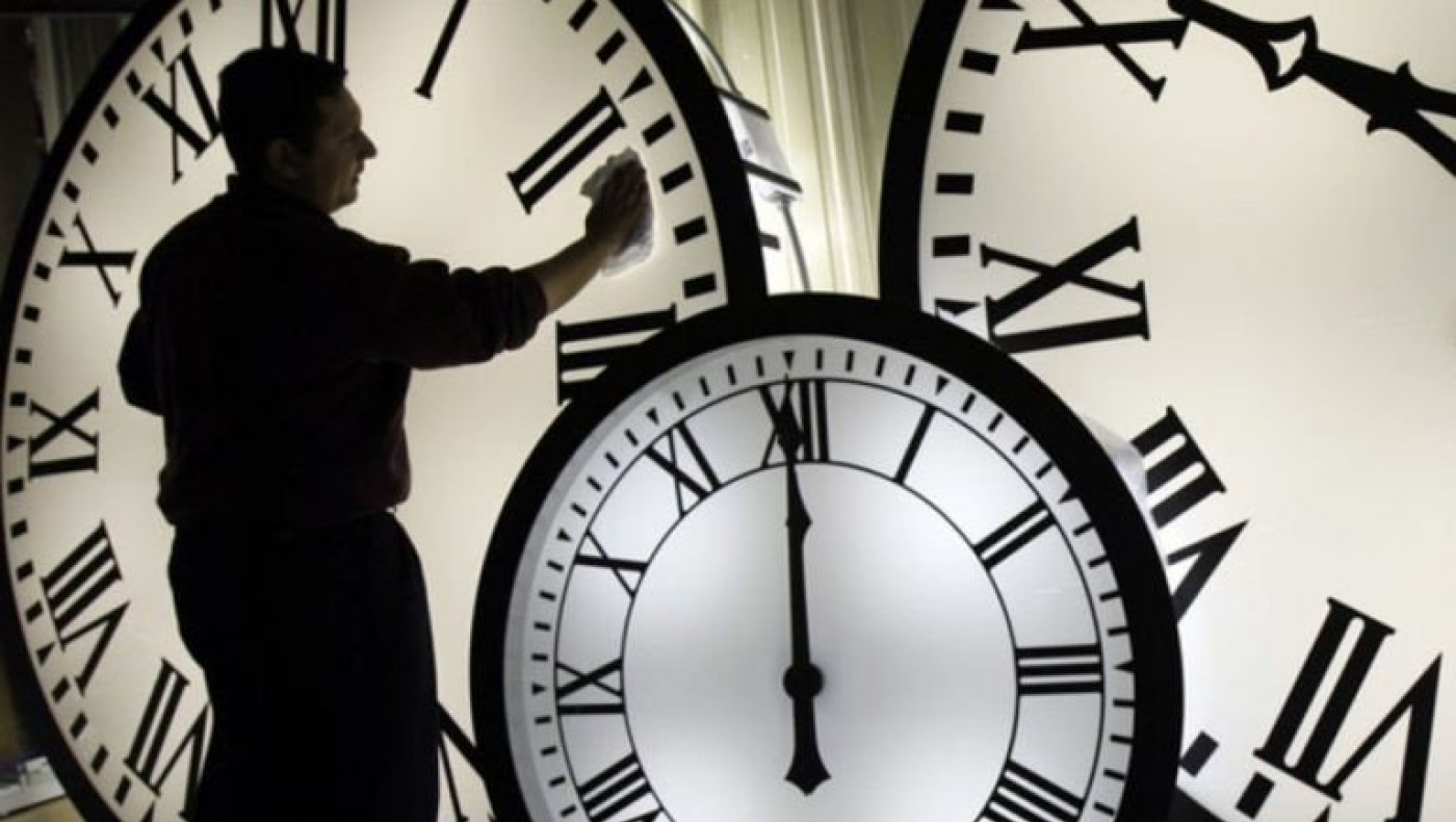 Αλλαγή ώρας: Θα γυρίσουν και φέτος οι δείκτες;
