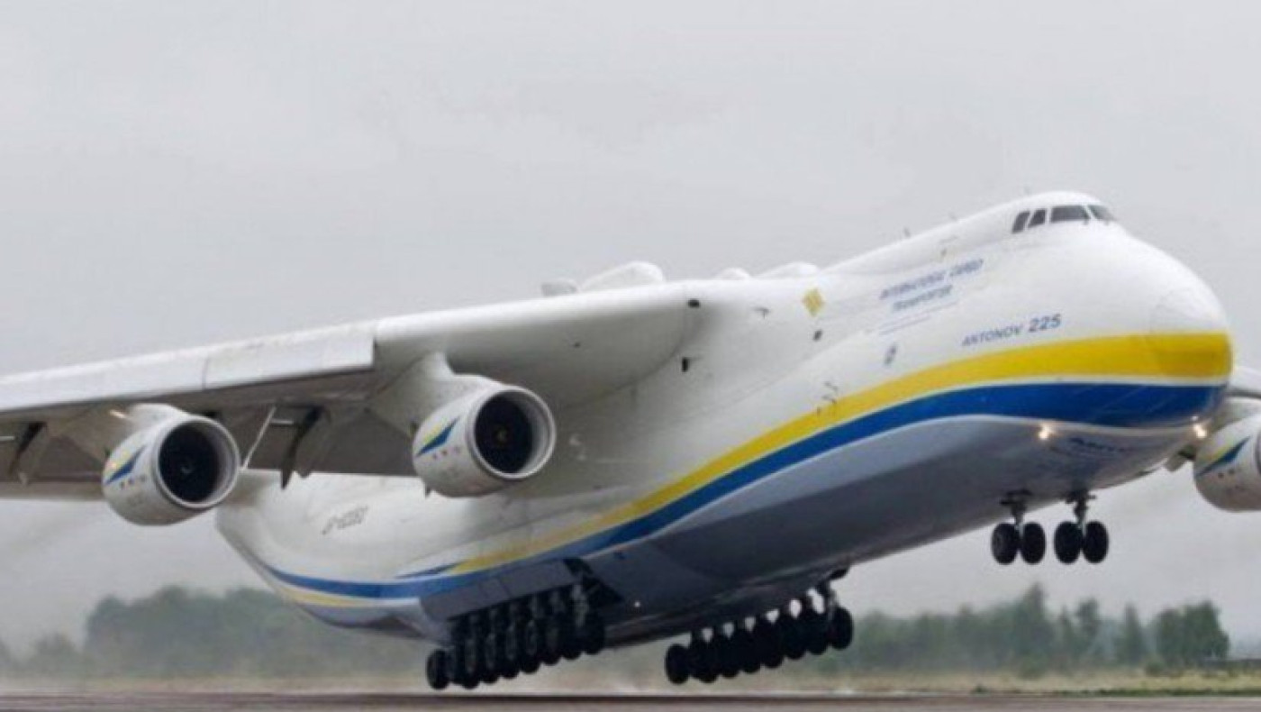 Πόλεμος Ρωσίας - Ουκρανίας: Καταστράφηκε το μεγαλύτερο αεροσκάφος του κόσμου, λέει ο ουκρανός ΥΠΕΞ