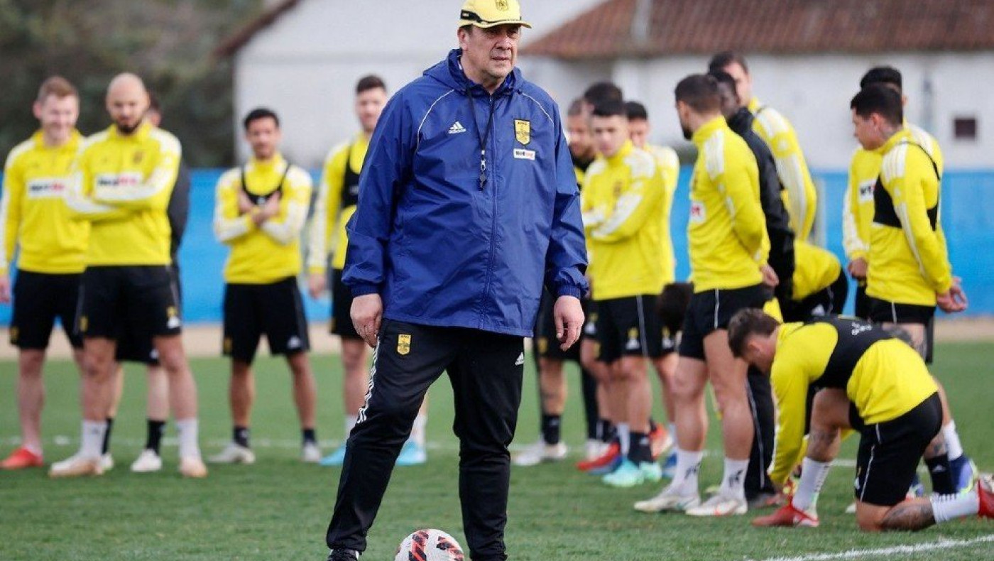 Την Τρίτη η συνάντηση Καρυπίδη-Μπούργος