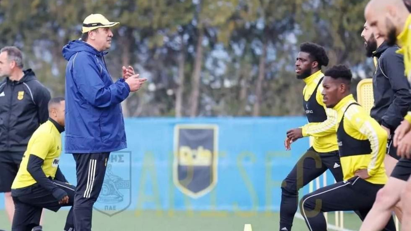 Οι 11 «εκλεκτοί» του Μπούργος στο ντεμπούτο του στον πάγκο του Άρη