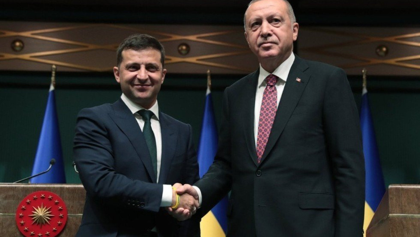 Στο πλευρό της Ουκρανίας ο Ερντογάν, κλείνει τα Στενά για τα ρωσικά πλοία