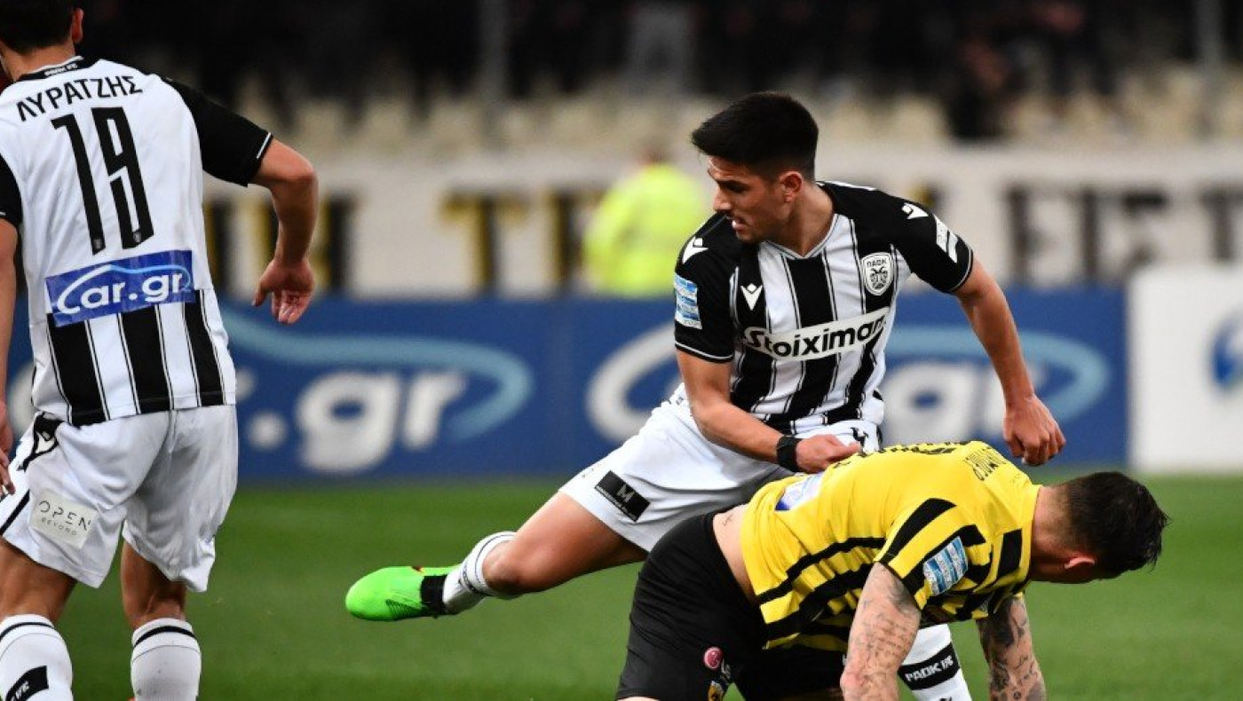 Με δέκα ο ΠΑΟΚ, κόκκινη ο Τσιγγάρας!