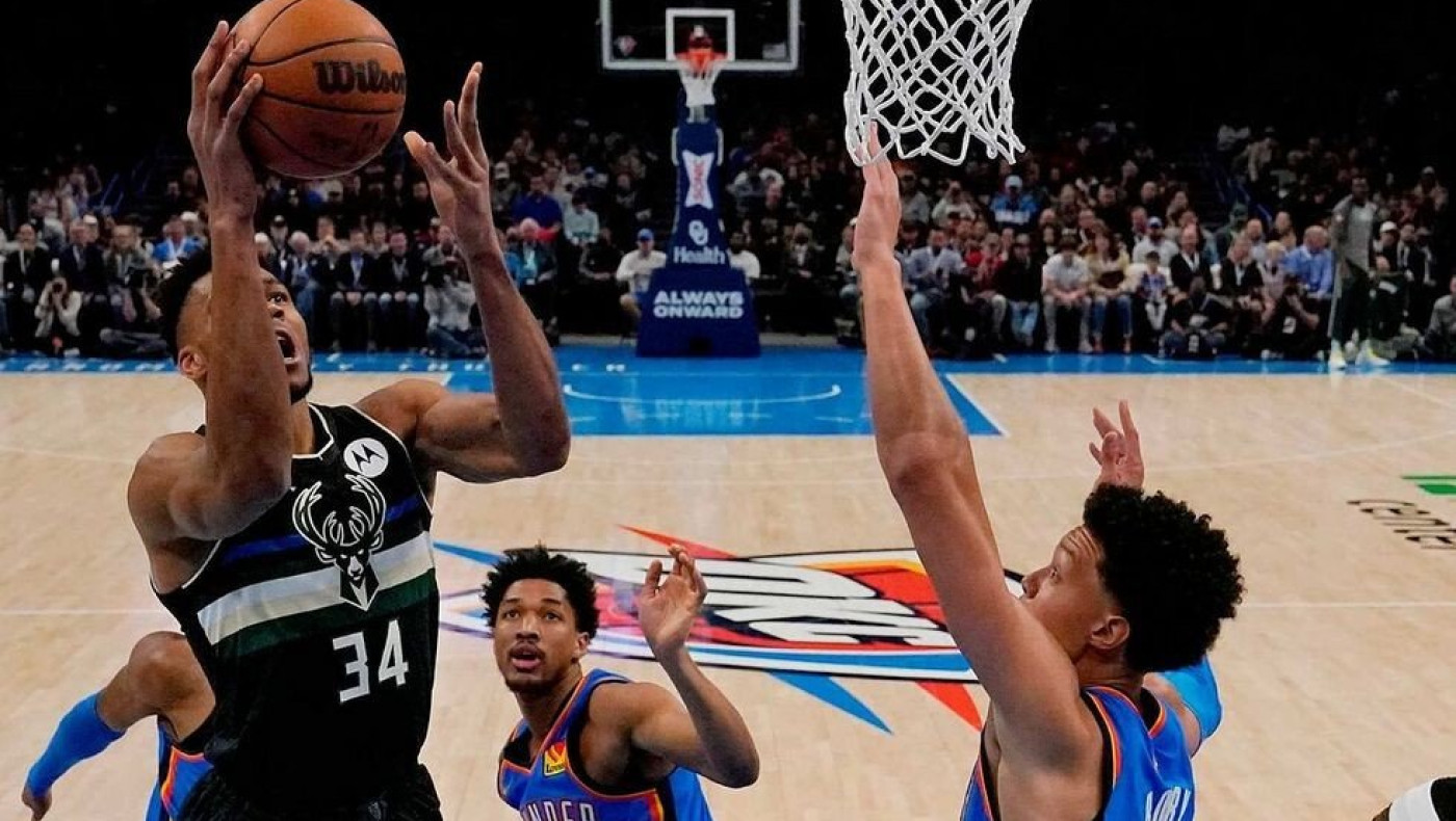 Σέλτικς - Μπακς 107-110: Εμφάνιση για... όσκαρ από τον Αντετοκούνμπο