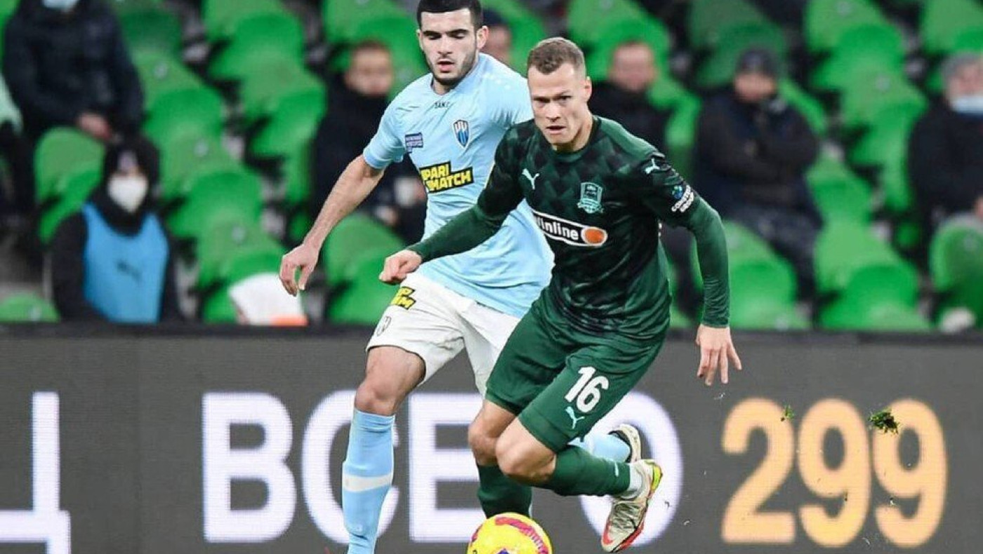 Ολυμπιακός: Σενάρια για Καμπελά, Κλάεσον και Κονάν