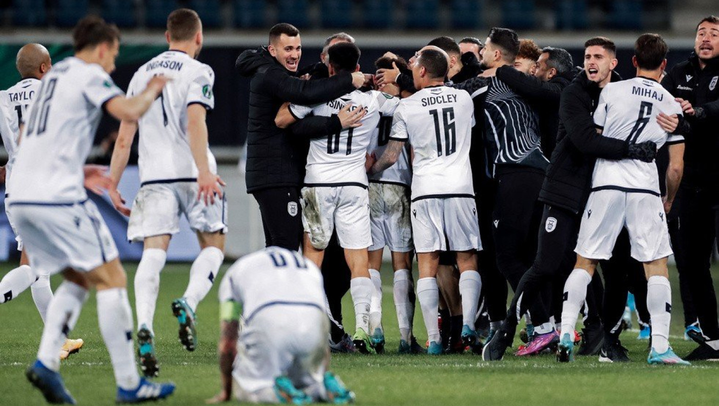 Οι πανηγυρισμοί Πασχαλάκη-Βιεϊρίνια μετά την μεγάλη πρόκριση του ΠΑΟΚ!