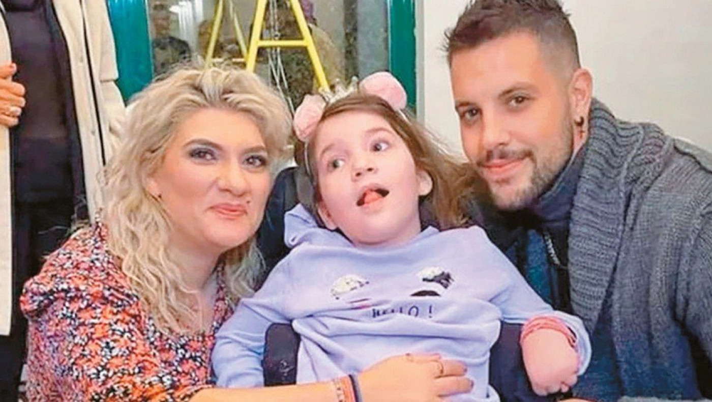 Ρούλα Πισπιρίγκου: Ο Μάνος χύνει  «κροκοδείλια δάκρυα» για να φανεί «άγιος»