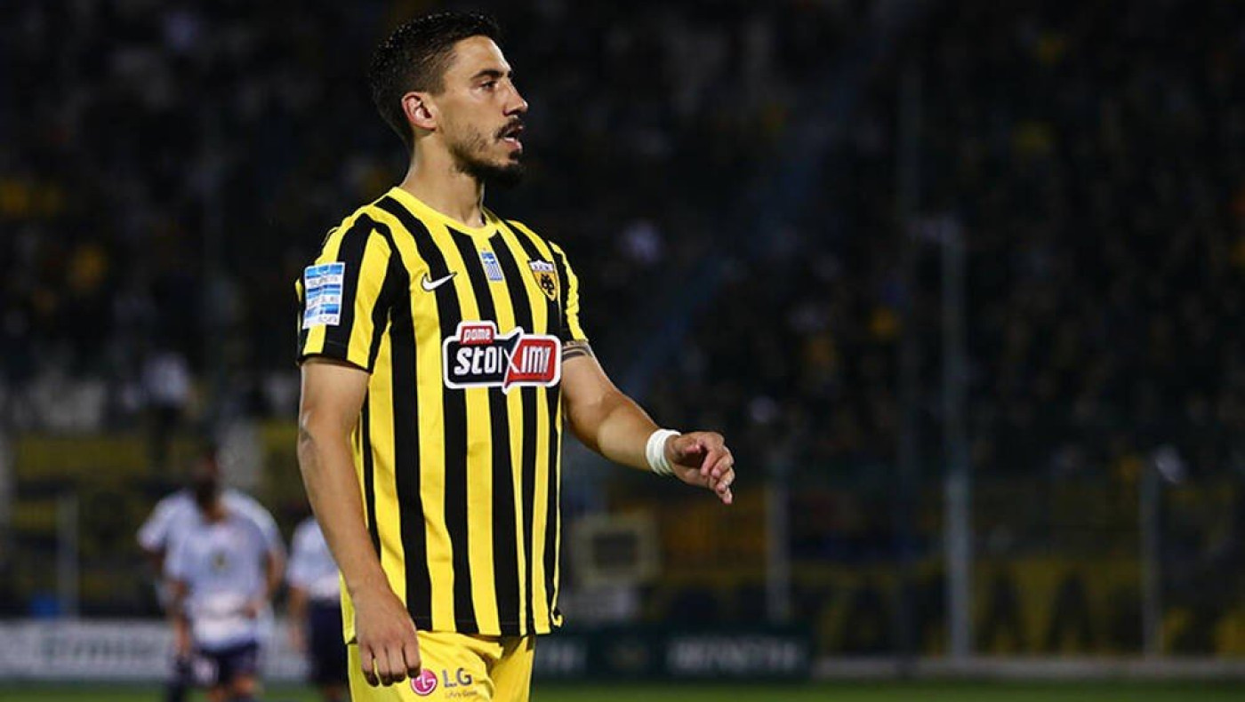 ΑΕΚ: Πρόβλημα με Σιμόες - Ερωτηματικό για ΠΑΟΚ